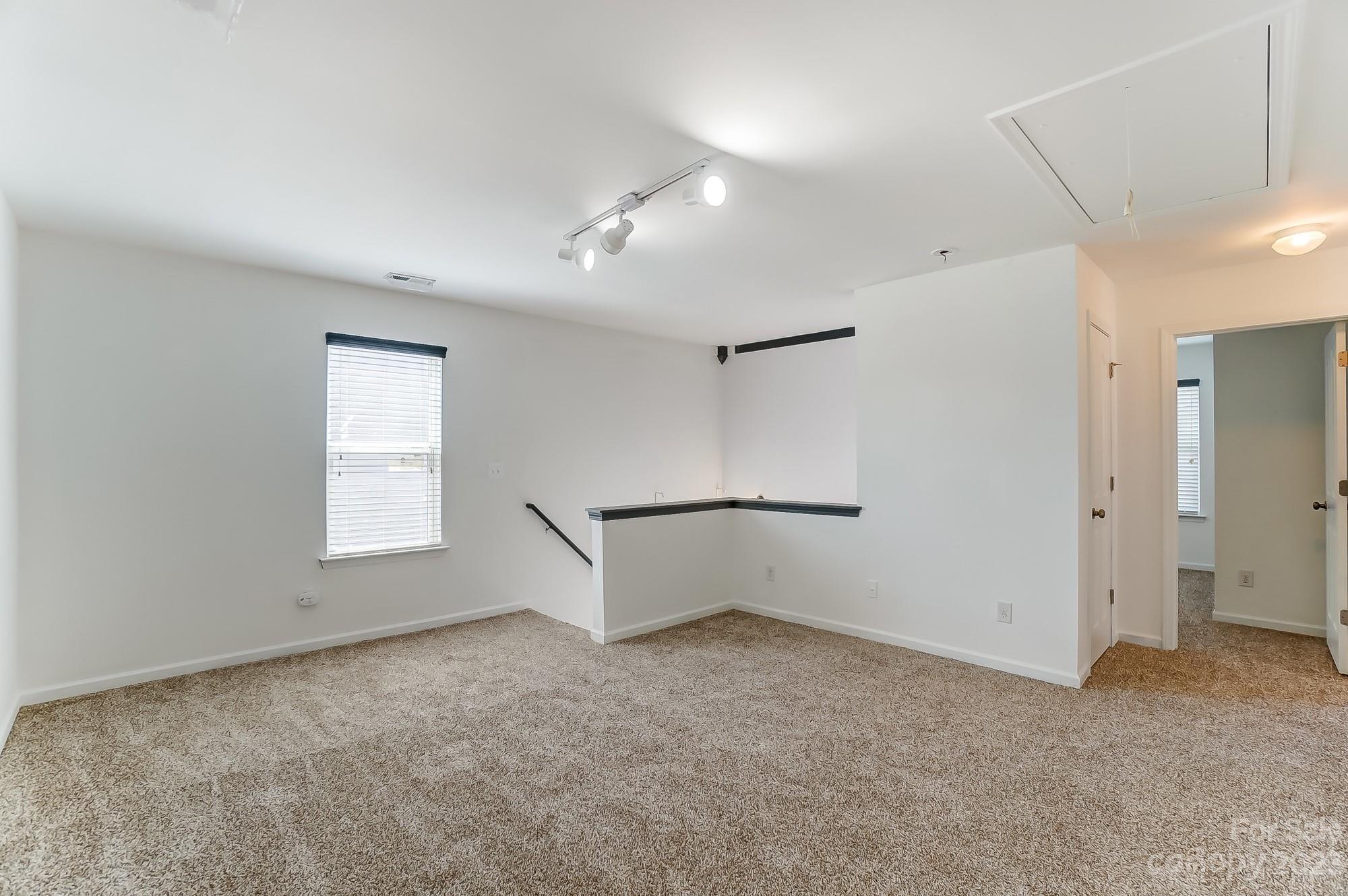 10927 Greenhead View Road Charlotte, NC 28262 - Photo 21 of 39 Gallery Image 21
