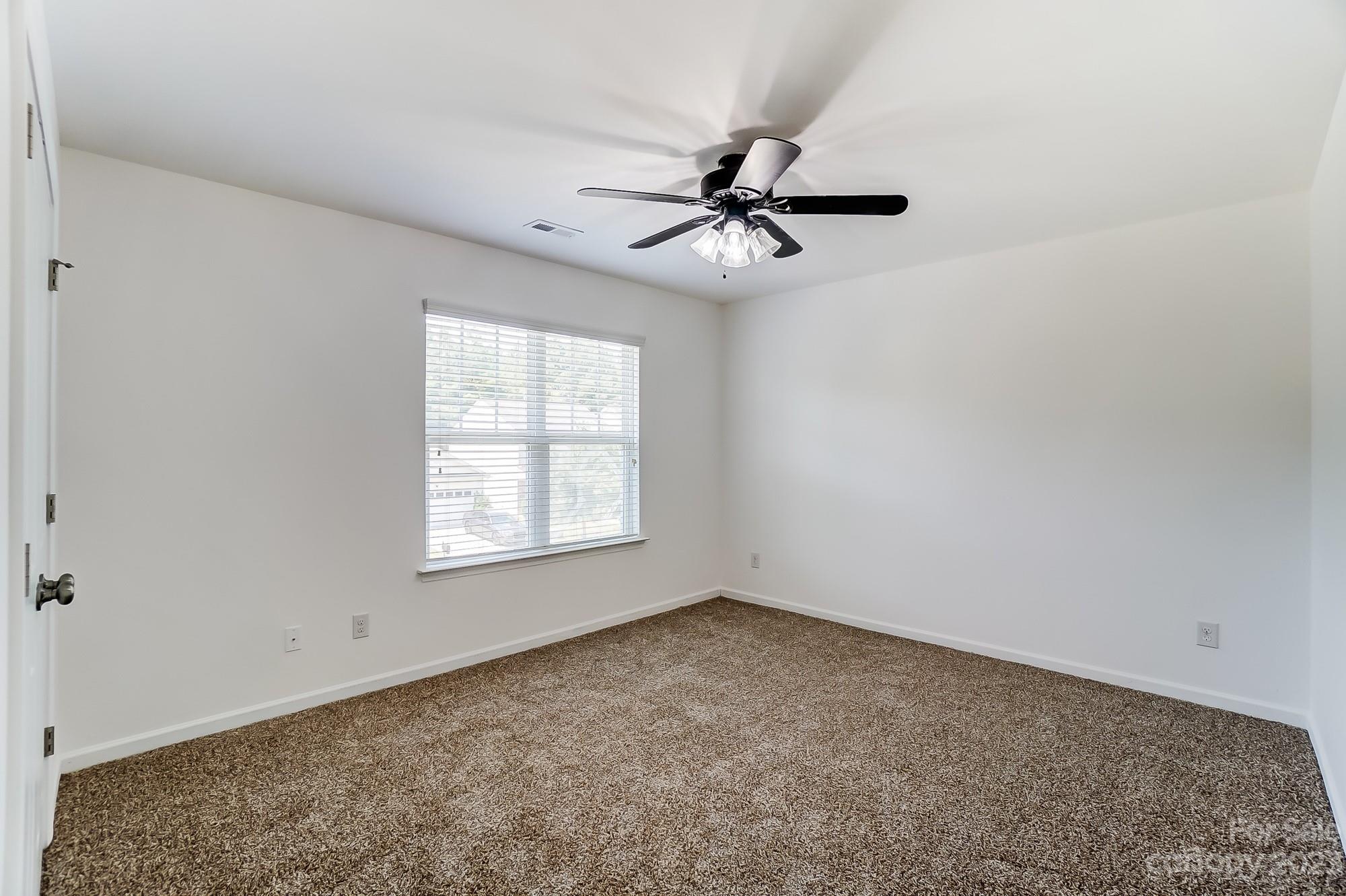 10927 Greenhead View Road Charlotte, NC 28262 - Photo 33 of 39 Gallery Image 33