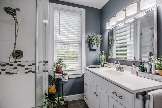 $359,900 | 231 South Young Street, Sparta, TN 38583