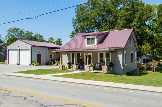 $359,900 | 231 South Young Street, Sparta, TN 38583
