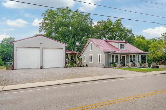 $359,900 | 231 South Young Street, Sparta, TN 38583