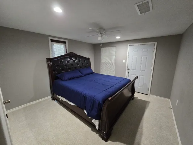 $1,800 | 13609 Hooper Road, Houston, TX 77047