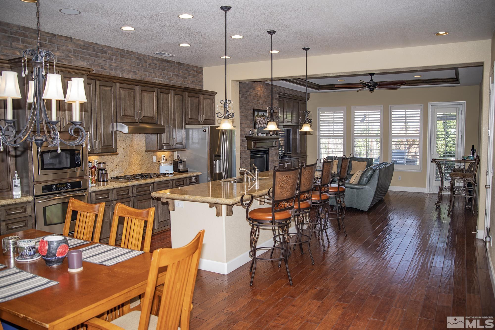 10920 Serratina Drive Reno, NV 89521 - Photo 5 of 40 Photo 5