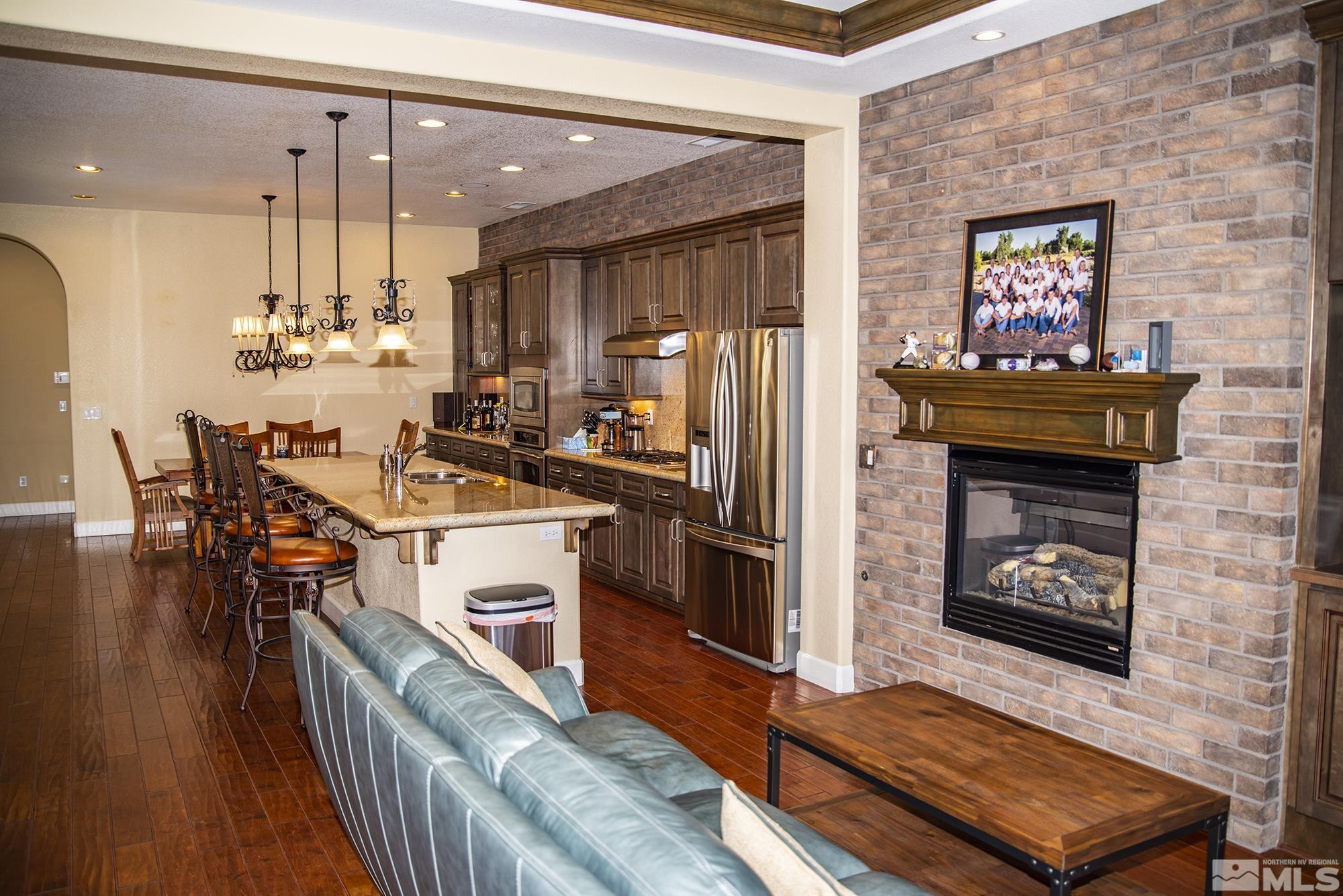 10920 Serratina Drive Reno, NV 89521 - Photo 8 of 40 Photo 8