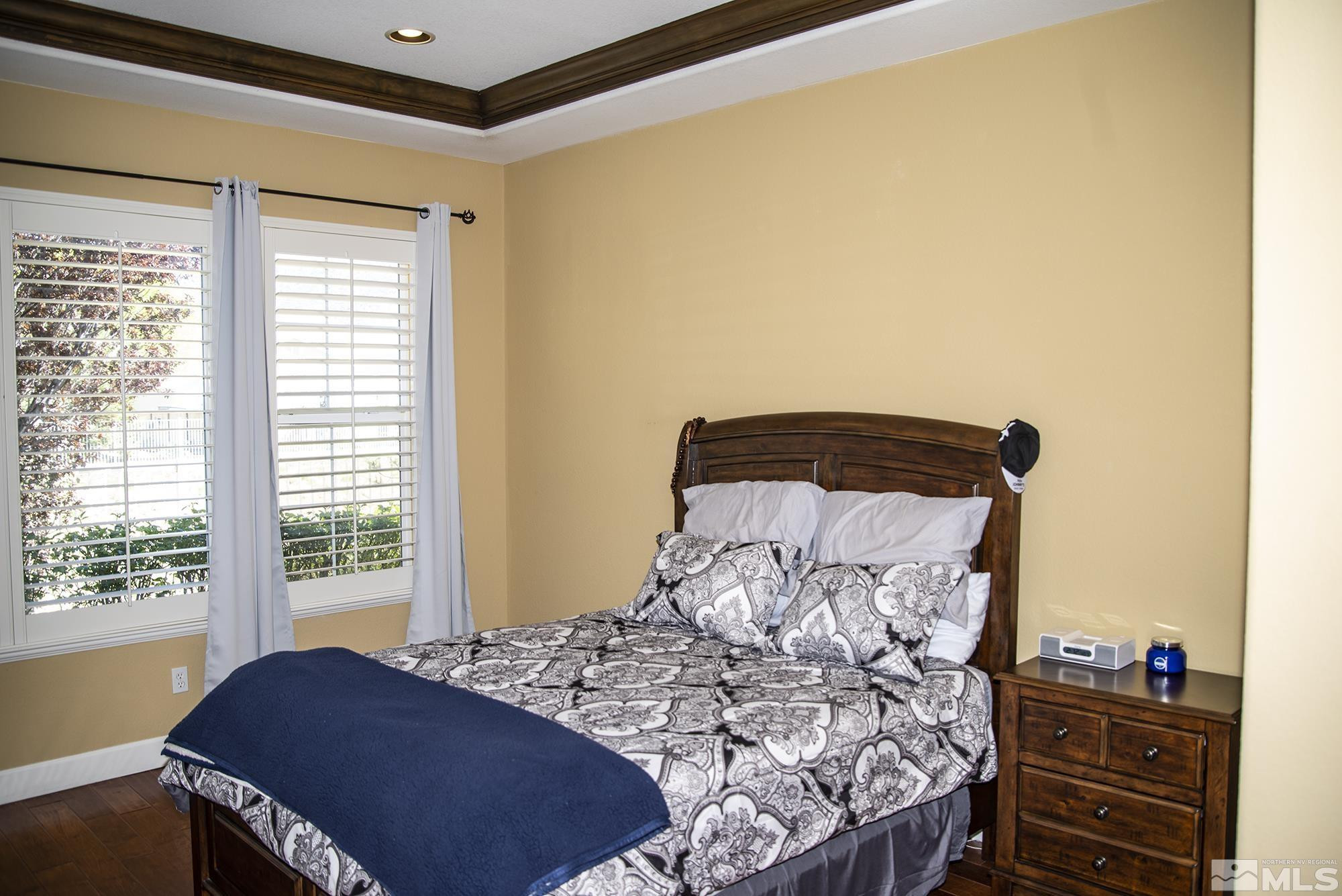 10920 Serratina Drive Reno, NV 89521 - Photo 10 of 40 Photo 10