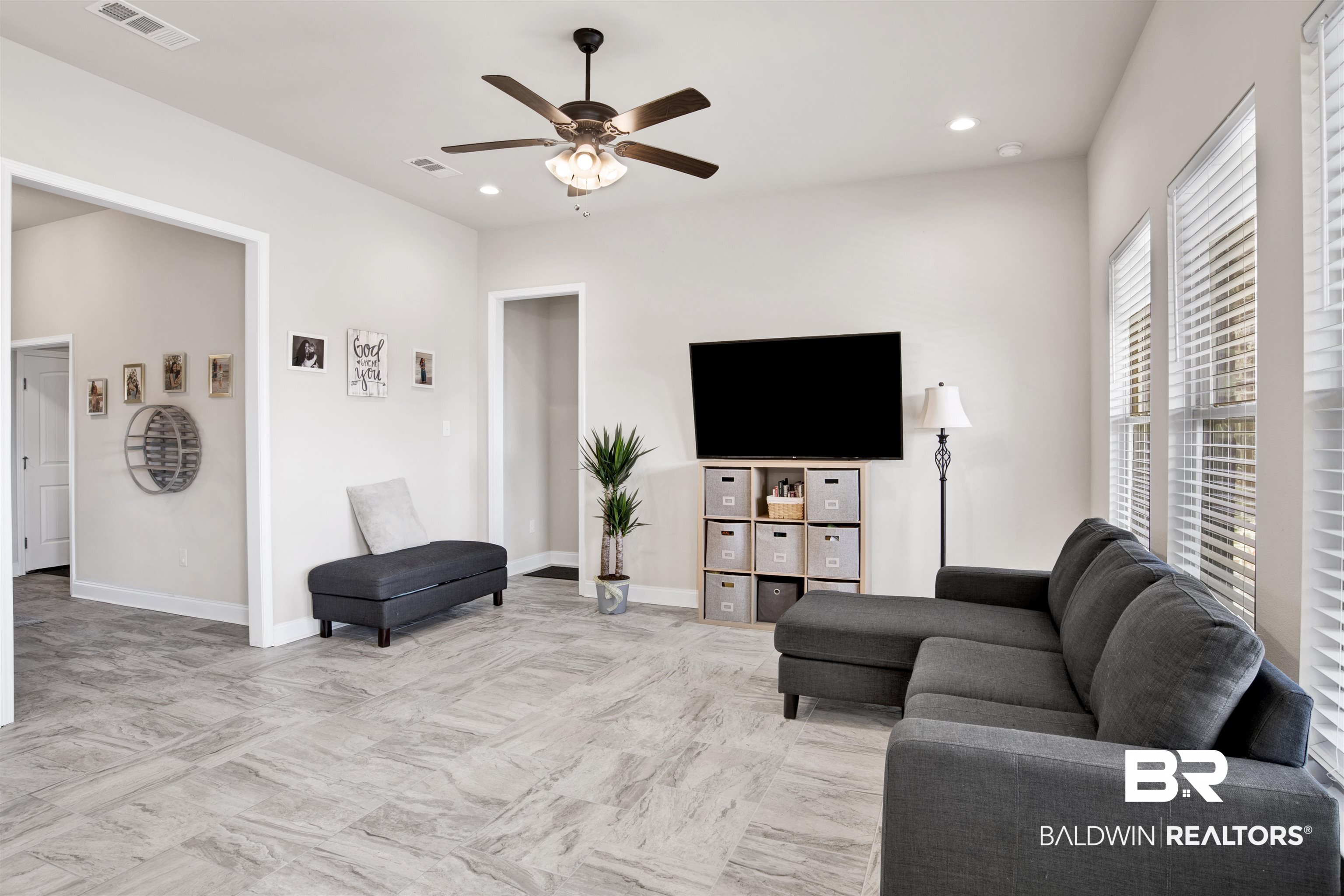 1044 Chloe Street Foley, AL 36535 - Photo 5 of 33 Gallery Image 5