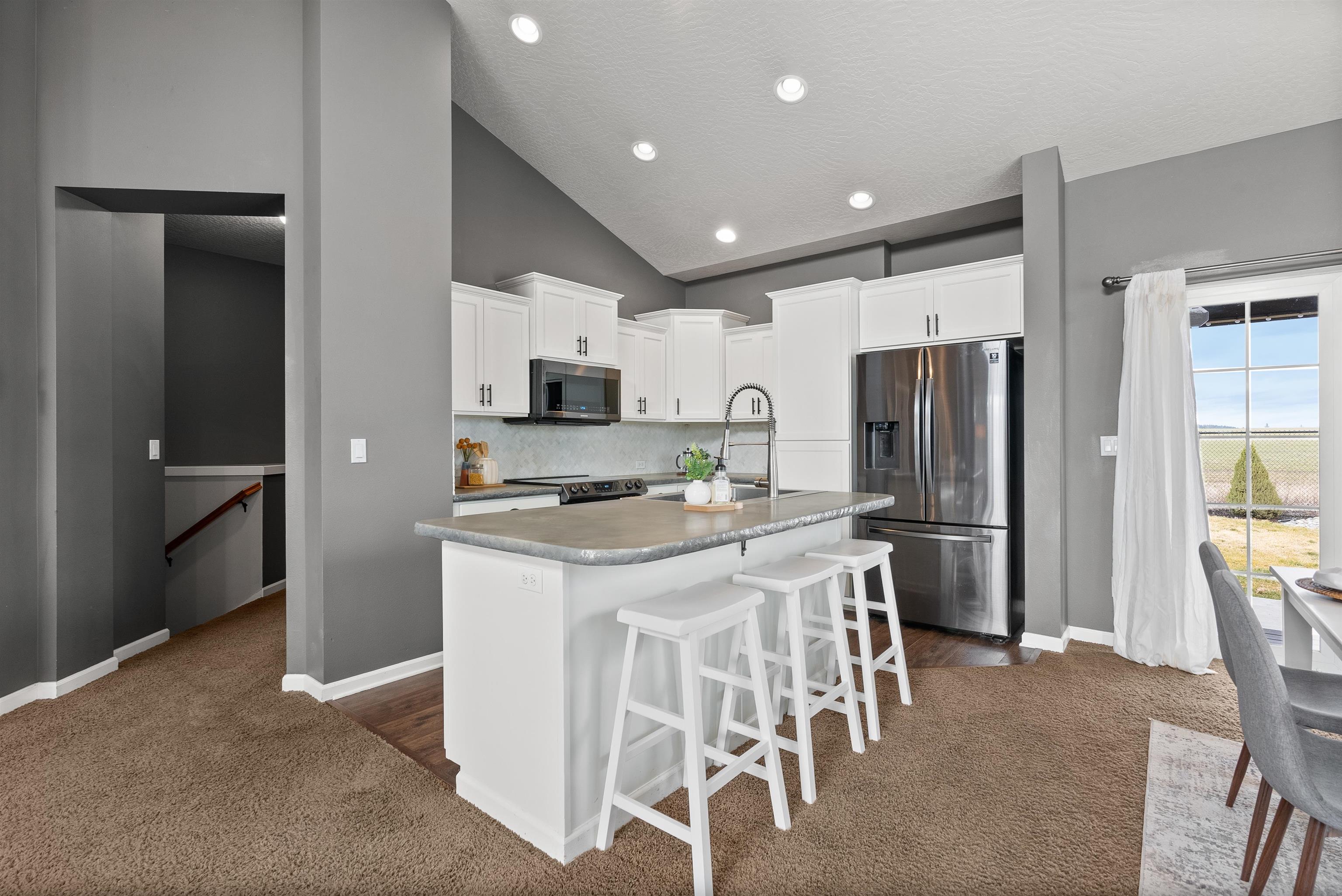 915 East Colbert Road Colbert, WA 99005 - Photo 11 of 43