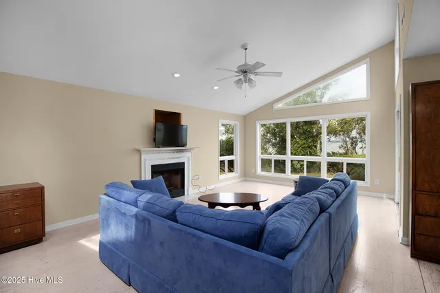 $799,900 | 1 West Court, Pine Knoll Shores, NC 28512