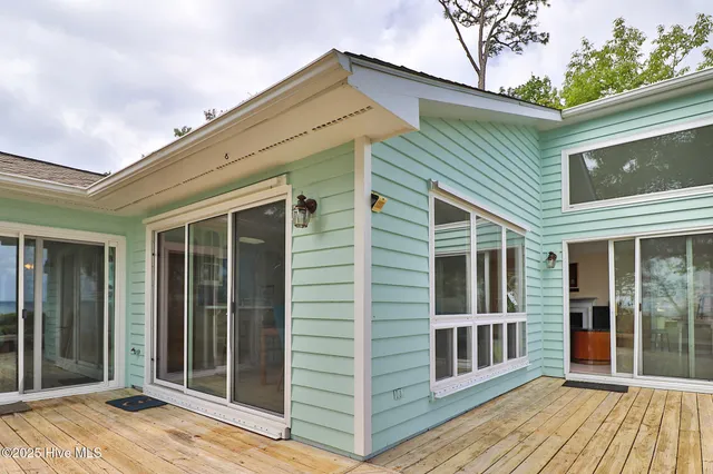 $799,900 | 1 West Court, Pine Knoll Shores, NC 28512