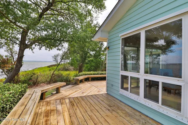 $799,900 | 1 West Court, Pine Knoll Shores, NC 28512