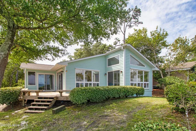 $799,900 | 1 West Court, Pine Knoll Shores, NC 28512