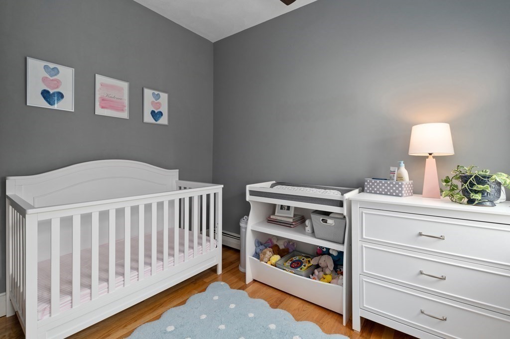 8 Sheafe Street, Unit 1 Boston, MA 02129 - Photo 13 of 19 a bedroom with a bed and a window