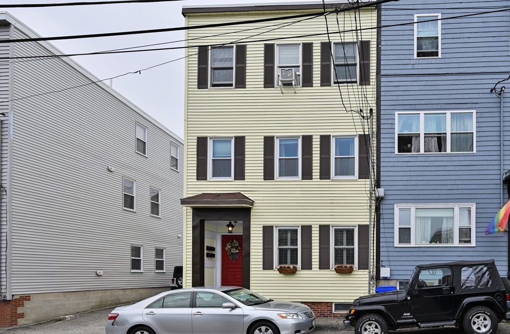 8 Sheafe Street, Unit 1 Boston, MA 02129 - Photo 19 of 19 a front view of a house with parking space