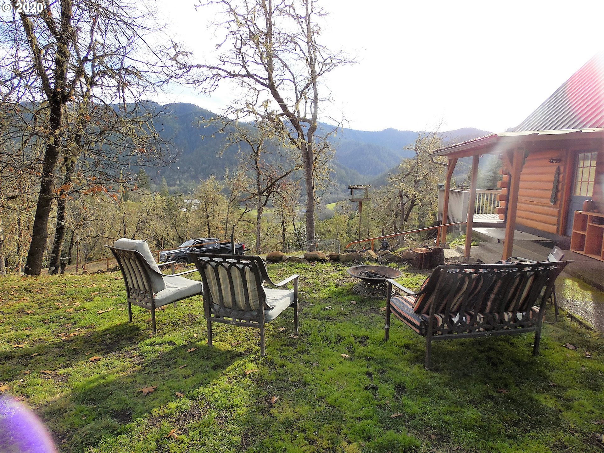 559 Thompson Road Riddle, OR 97469 - Photo 14 of 32