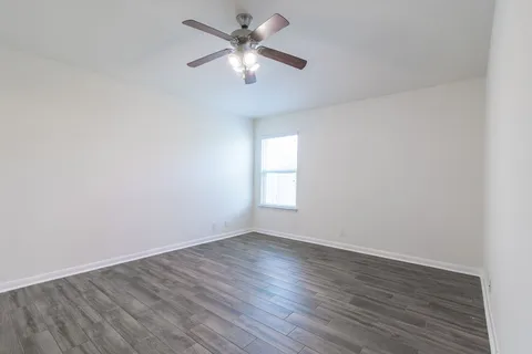 $299,000 | 112 Hawkins Court, Hutto, TX 78634
