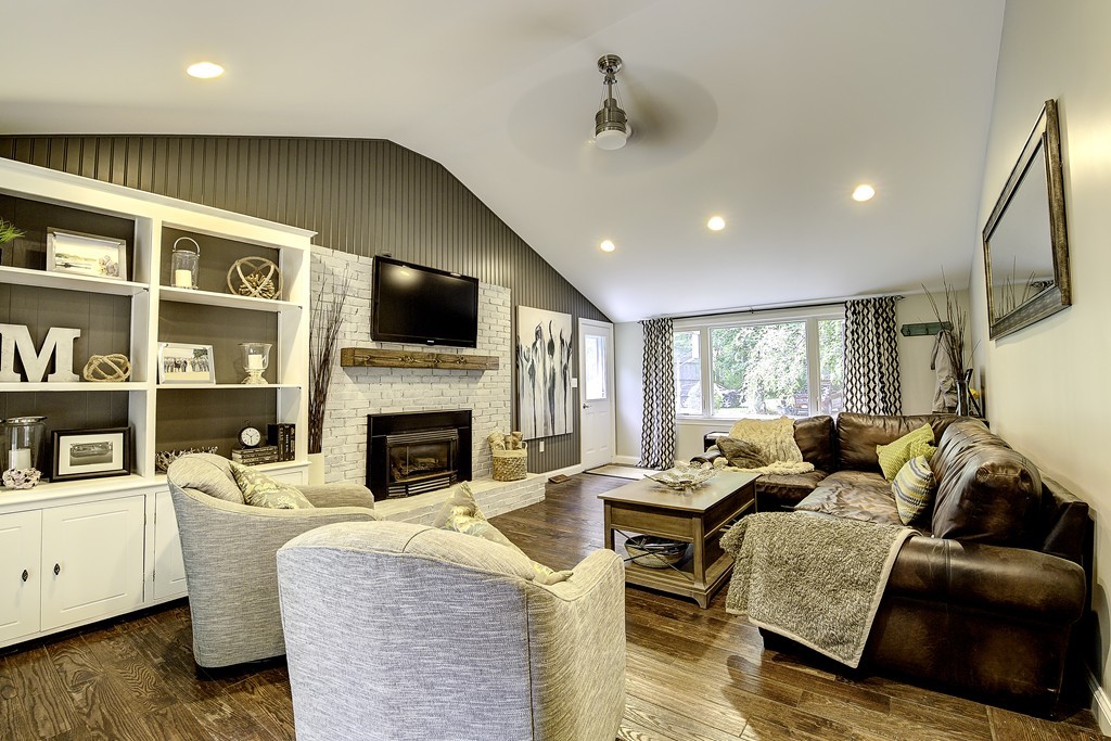 232 Carlisle Road Bedford, MA 01730 - Photo 3 of 17 Gallery Image 3