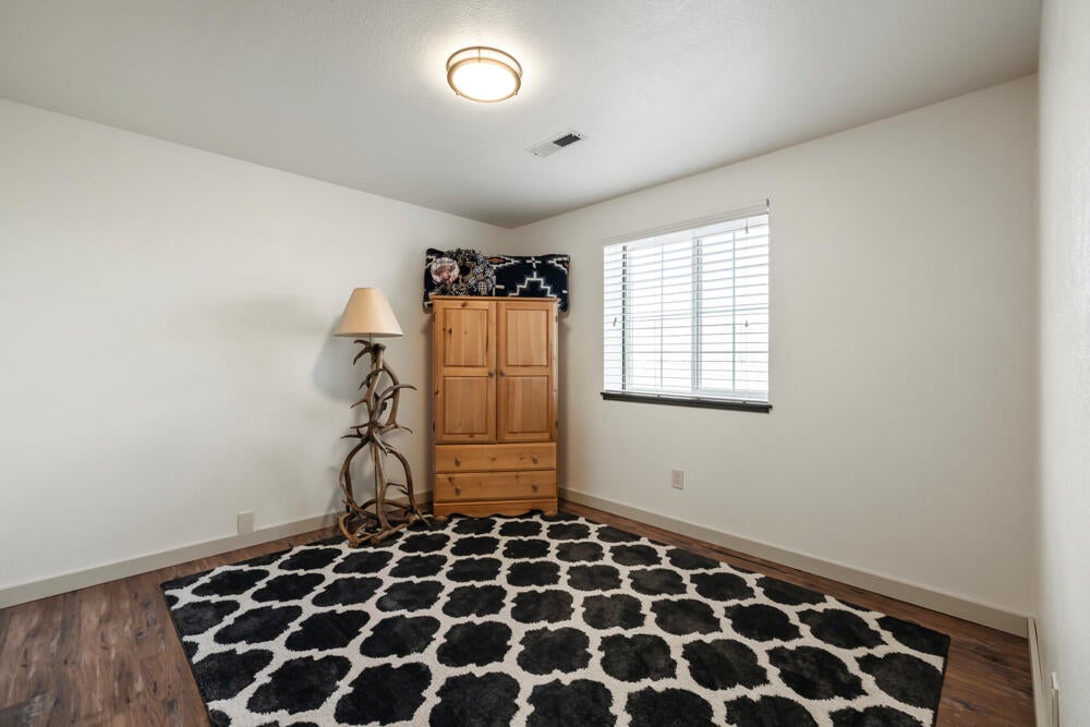 6316 Reeder Road Klamath Falls, OR 97603 - Photo 39 of 67 IMG_1373