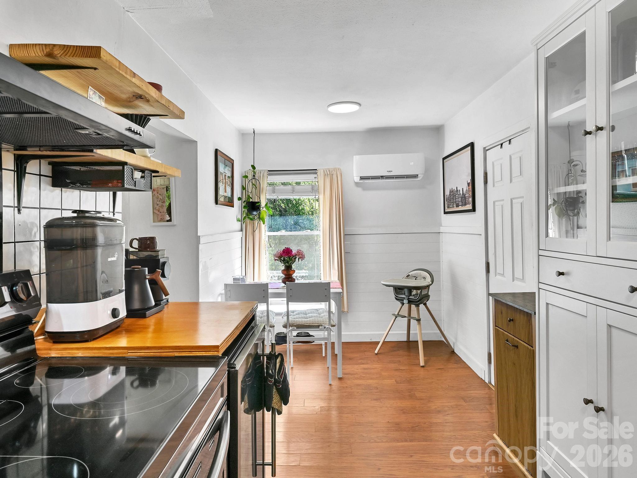 24 Chatham Road Asheville, NC 28804 - Photo 11 of 34