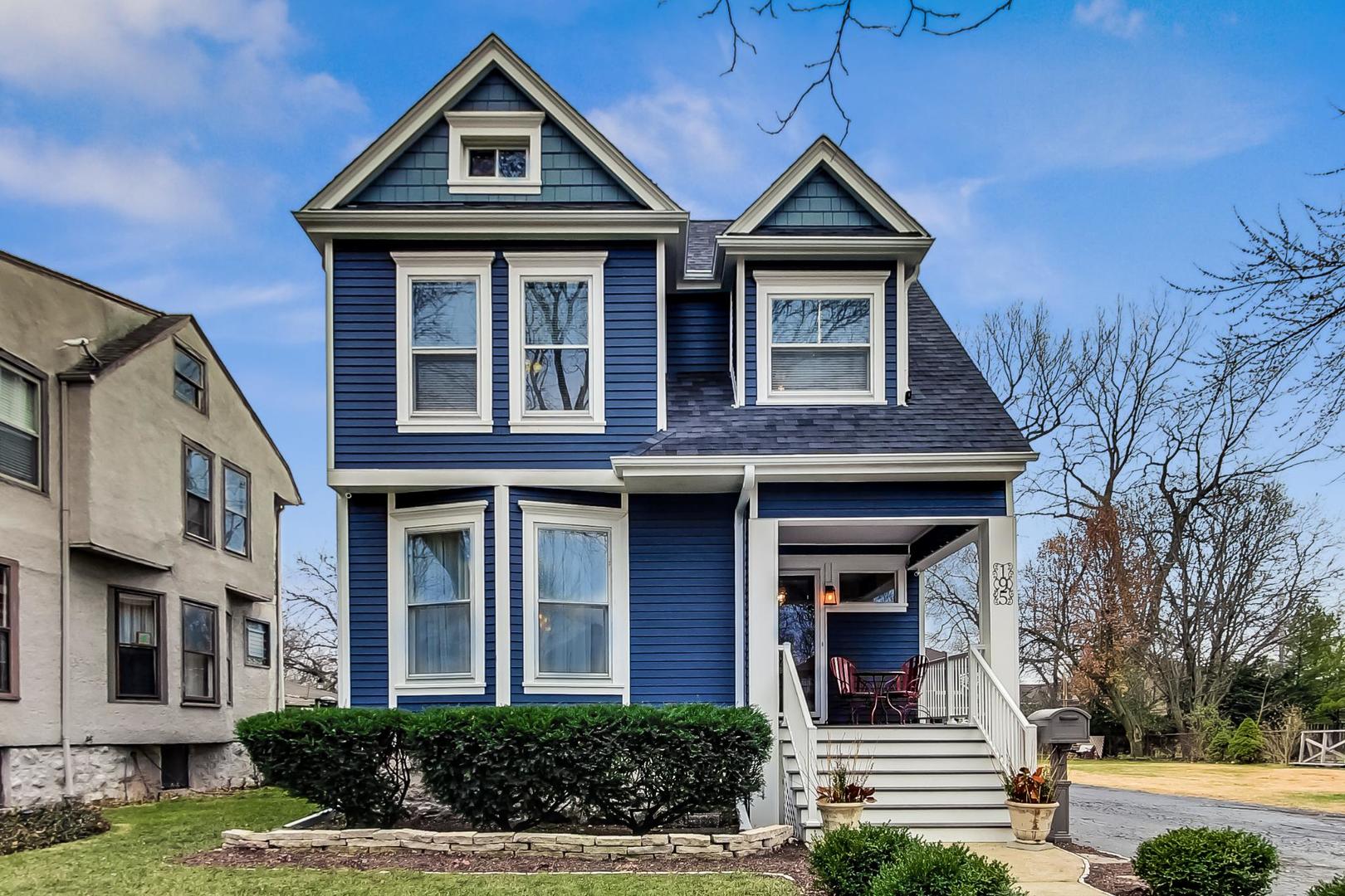 195 Lawton Road Riverside, IL 60546 - Photo 1 of 50