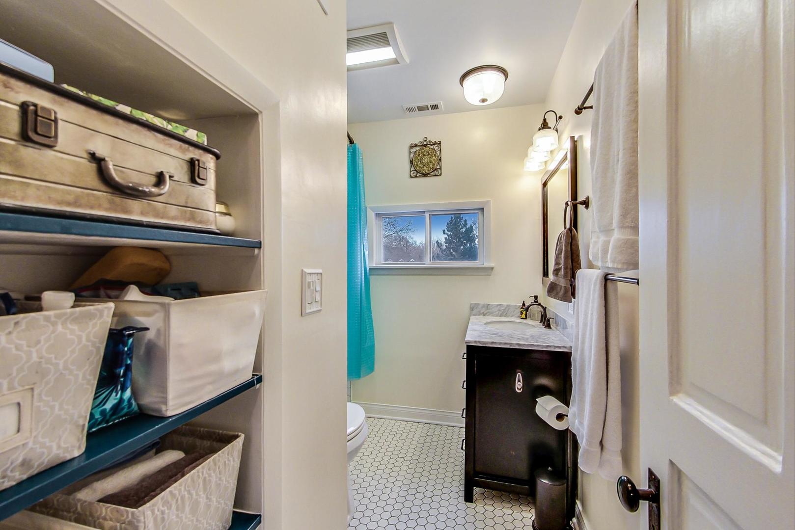 195 Lawton Road Riverside, IL 60546 - Photo 28 of 50