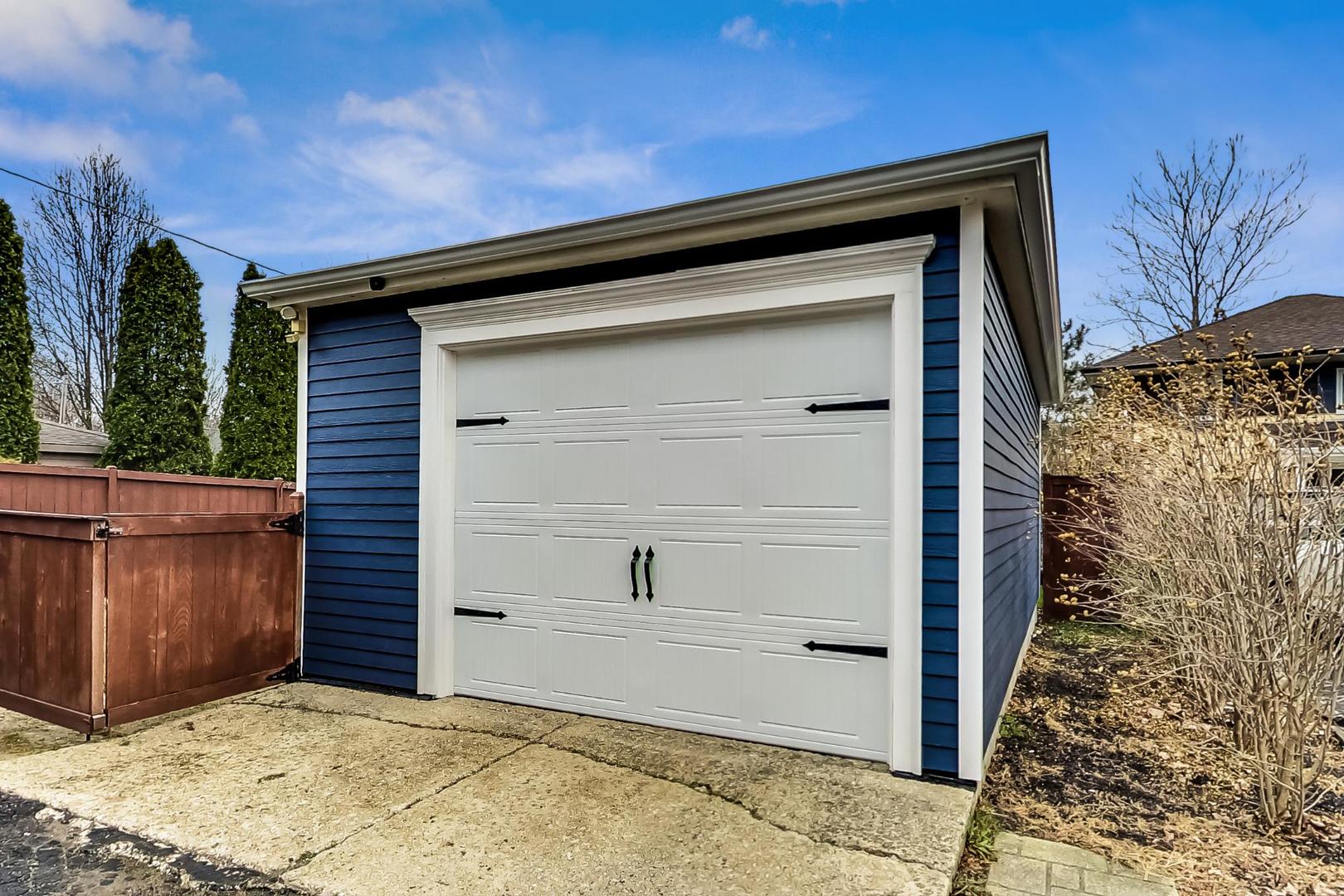 195 Lawton Road Riverside, IL 60546 - Photo 44 of 50
