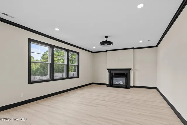 $399,000 | 203 Violet Terrace Court, Hubert, NC 28539