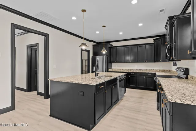 $399,000 | 203 Violet Terrace Court, Hubert, NC 28539