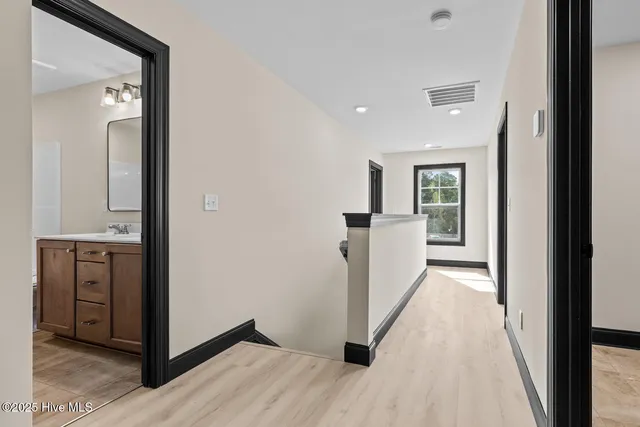 $399,000 | 203 Violet Terrace Court, Hubert, NC 28539