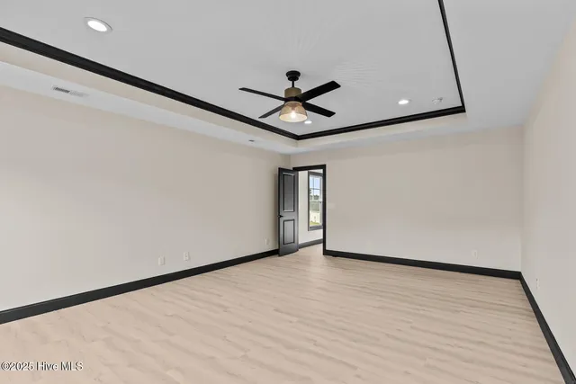 $399,000 | 203 Violet Terrace Court, Hubert, NC 28539