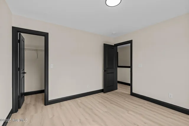 $399,000 | 203 Violet Terrace Court, Hubert, NC 28539