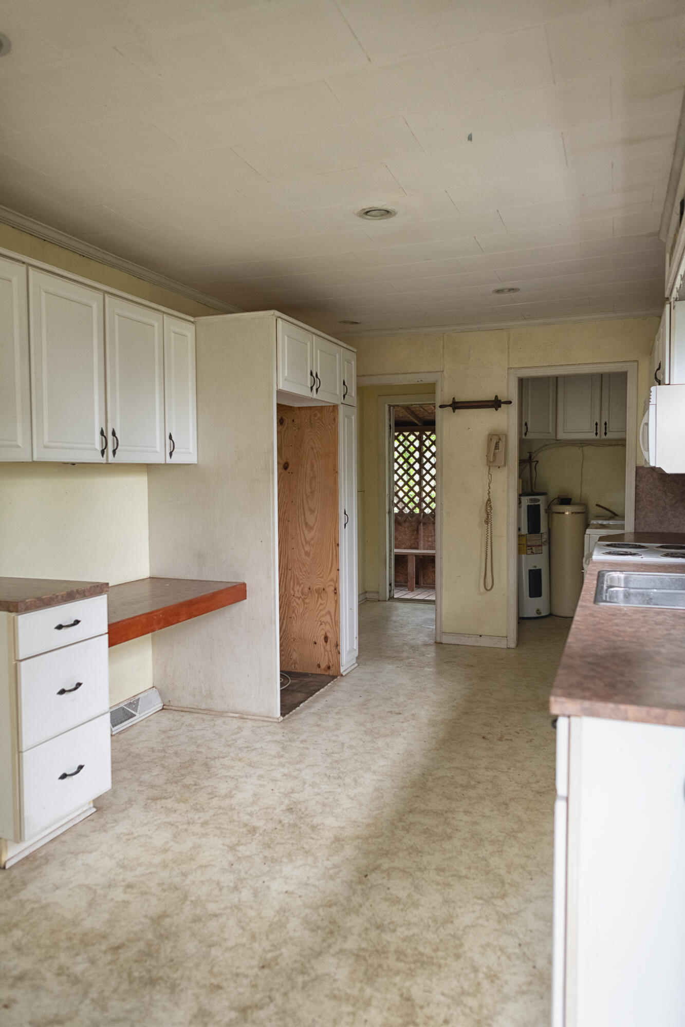 5405 Roanoke Road Troutville, VA 24175 - Photo 14 of 23 Kitchen