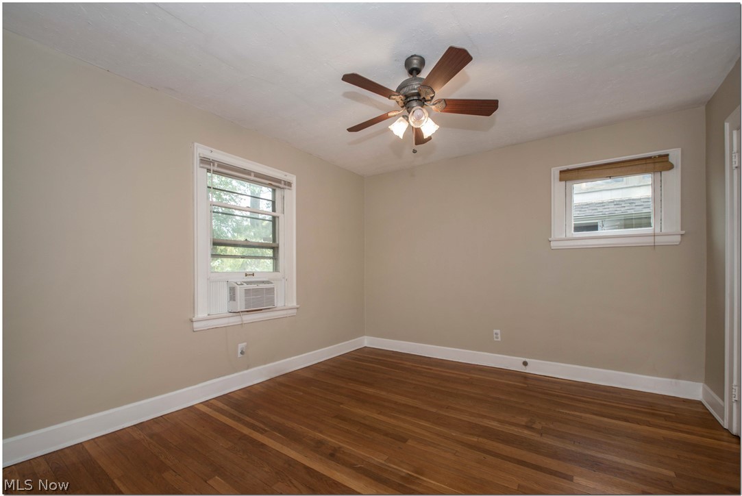 878 Roanoke Road Cleveland Heights, OH 44121 - Photo 27 of 33