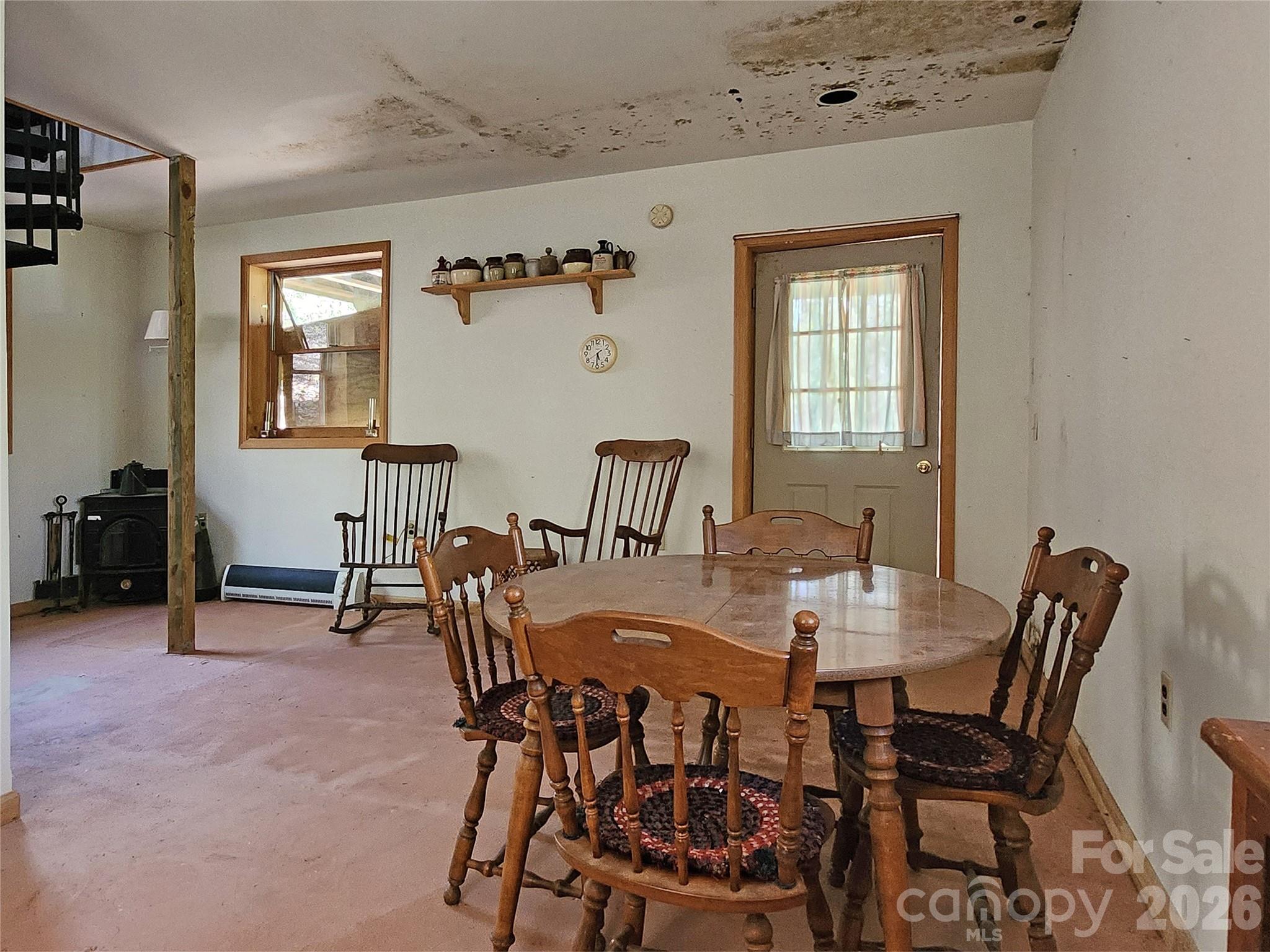 929 Pine Ridge Road Hendersonville, NC 28792 - Photo 7 of 16