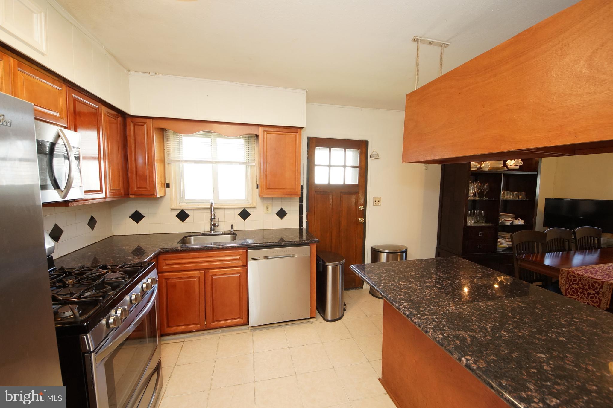 283 George Dye Road Hamilton, NJ 08690 - Photo 10 of 27