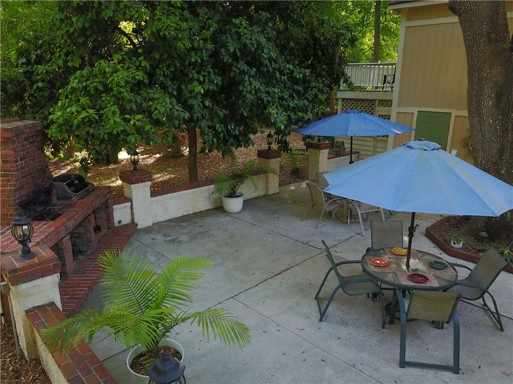 409 Pine Street St. Simons Island, GA 31522 - Photo 11 of 48