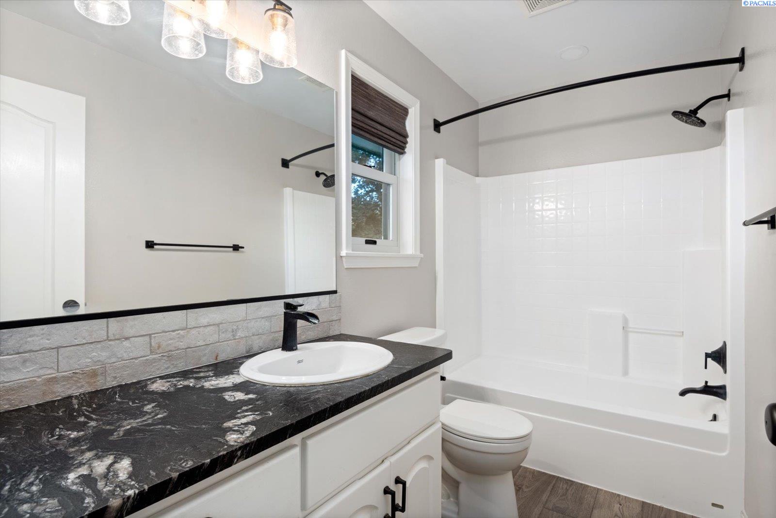 9104 South Moore Road Prosser, WA 99350 - Photo 33 of 50 Gallery Image 33