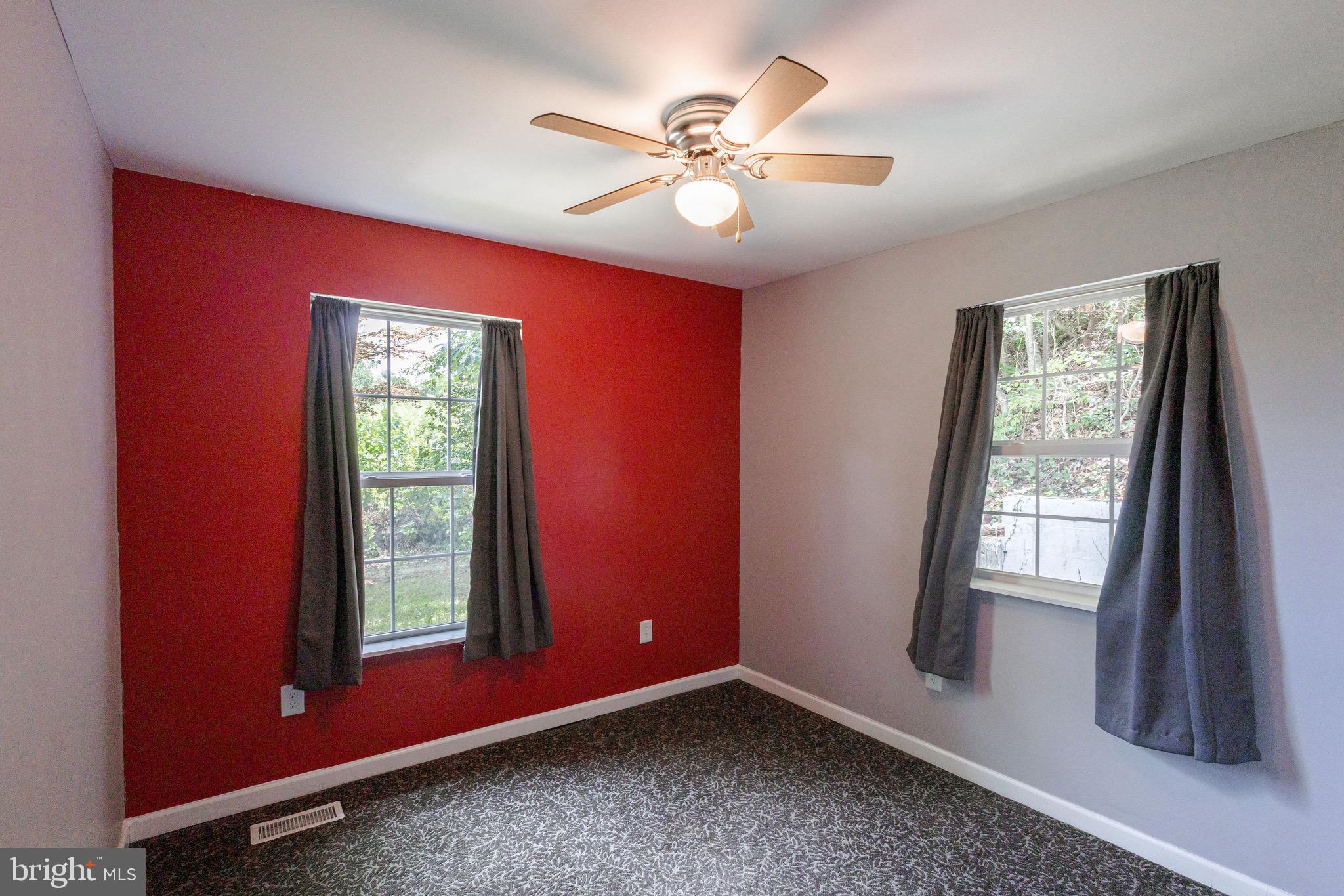 42205 Ridge Road Mechanicsville, MD 20659 - Photo 27 of 59 Bedroom 1