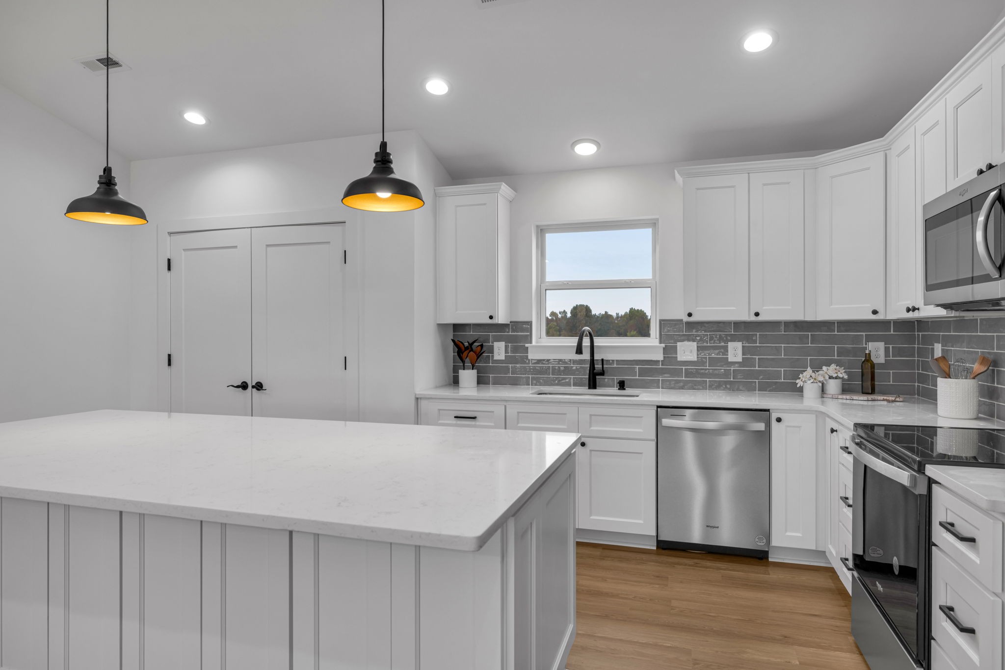 313 Dugout Road Summertown, TN 38483 - Photo 1 of 58 Gallery Image 1