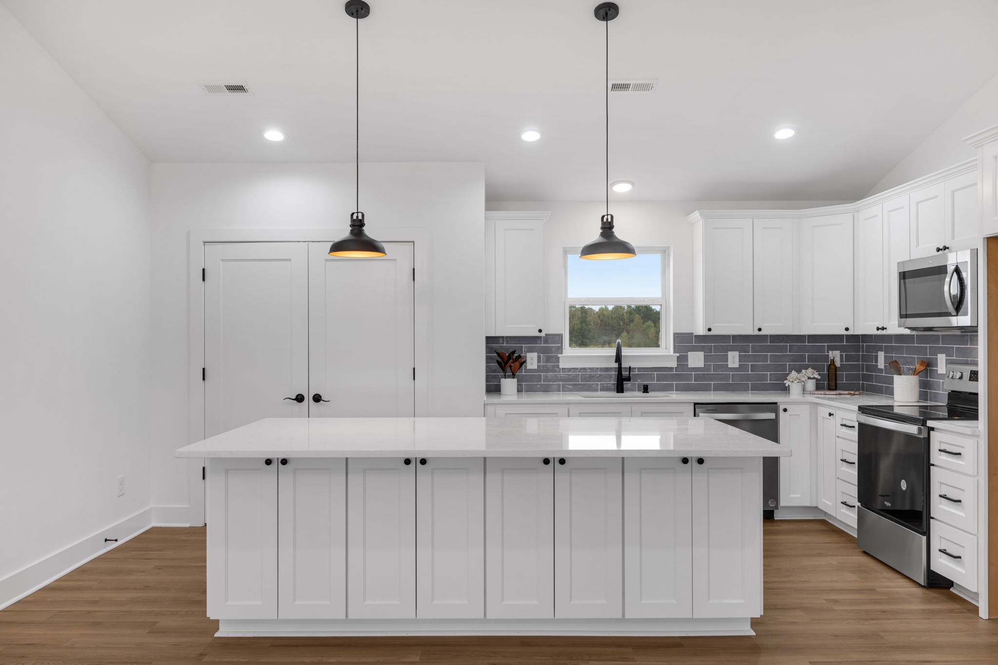 313 Dugout Road Summertown, TN 38483 - Photo 2 of 58 Gallery Image 2