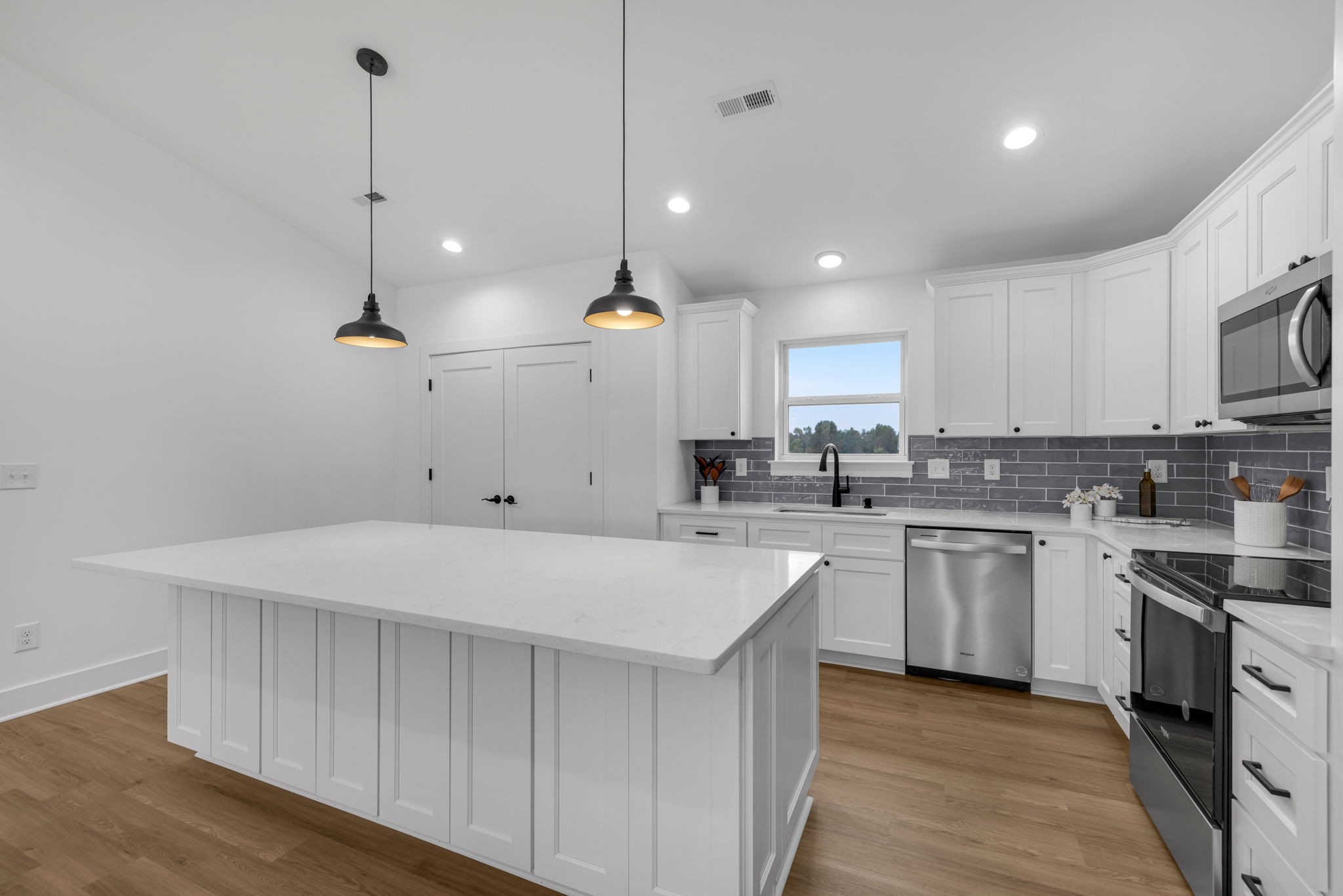 313 Dugout Road Summertown, TN 38483 - Photo 27 of 58 Gallery Image 27