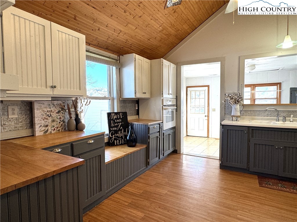 365 Vestal Road Sparta, NC 28675 - Photo 11 of 39 Gallery Image 11