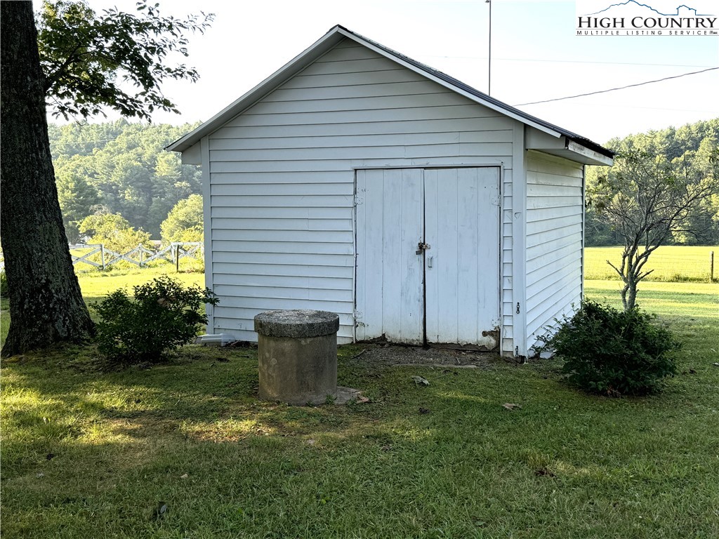 365 Vestal Road Sparta, NC 28675 - Photo 34 of 39 Gallery Image 34