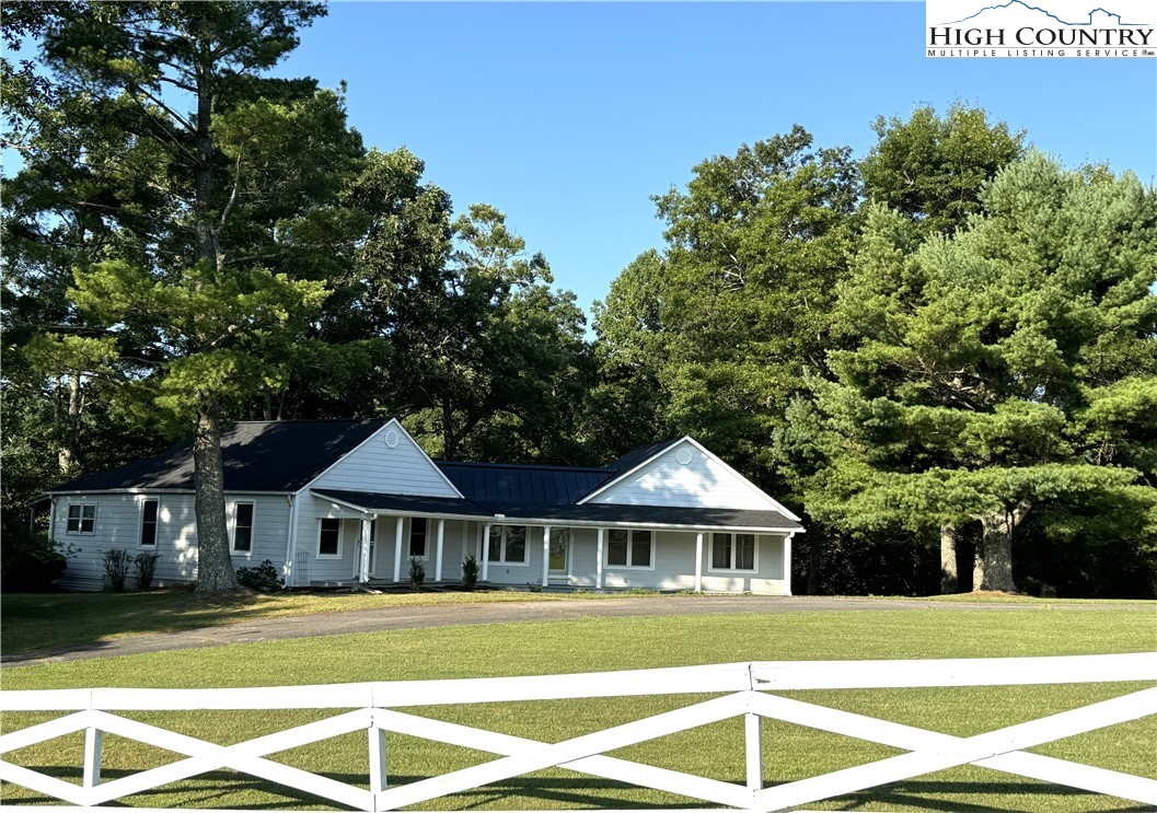 365 Vestal Road Sparta, NC 28675 - Photo 5 of 39 Gallery Image 5