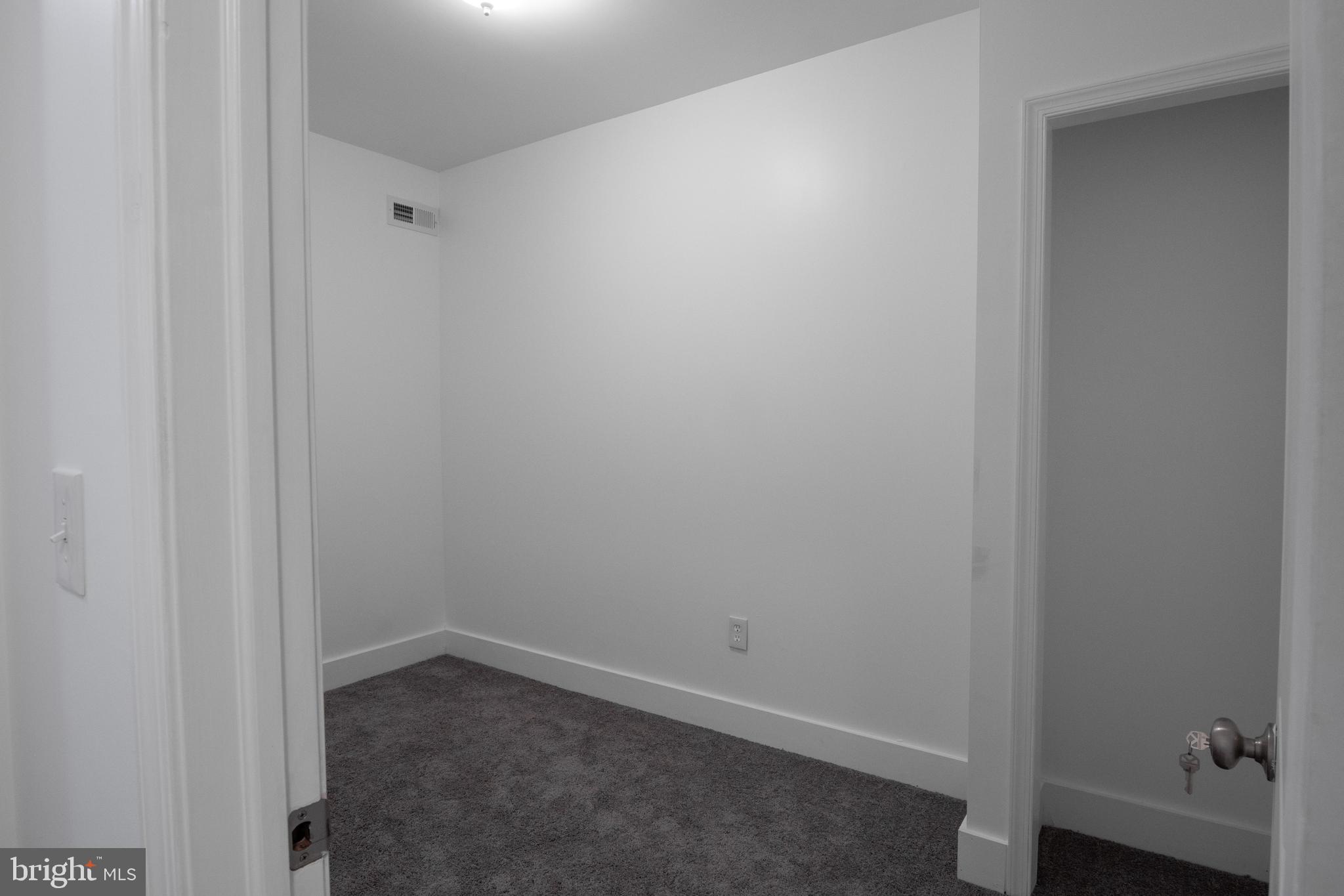 2036 North Cleveland Street Philadelphia, PA 19121 - Photo 16 of 29