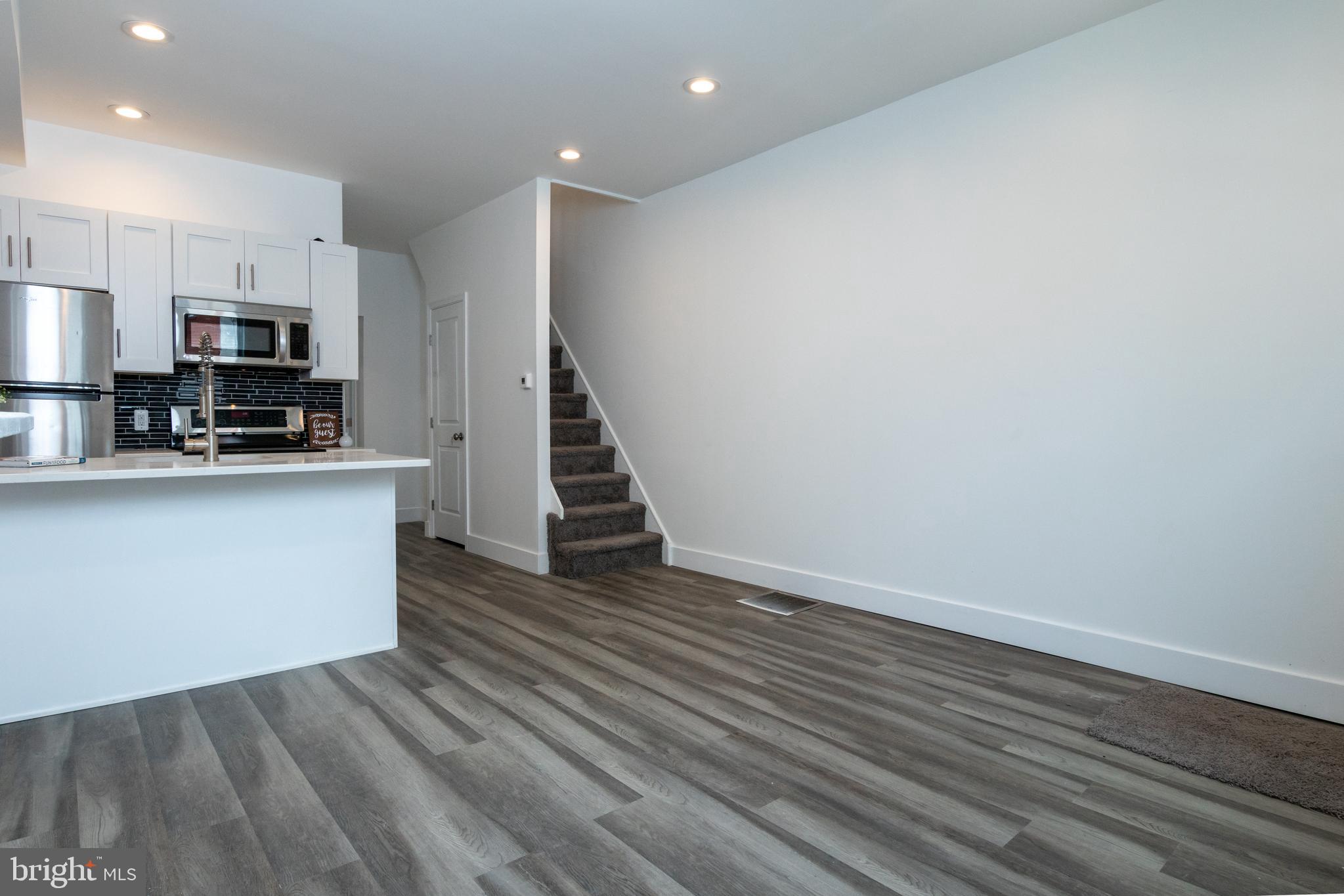 2036 North Cleveland Street Philadelphia, PA 19121 - Photo 6 of 29