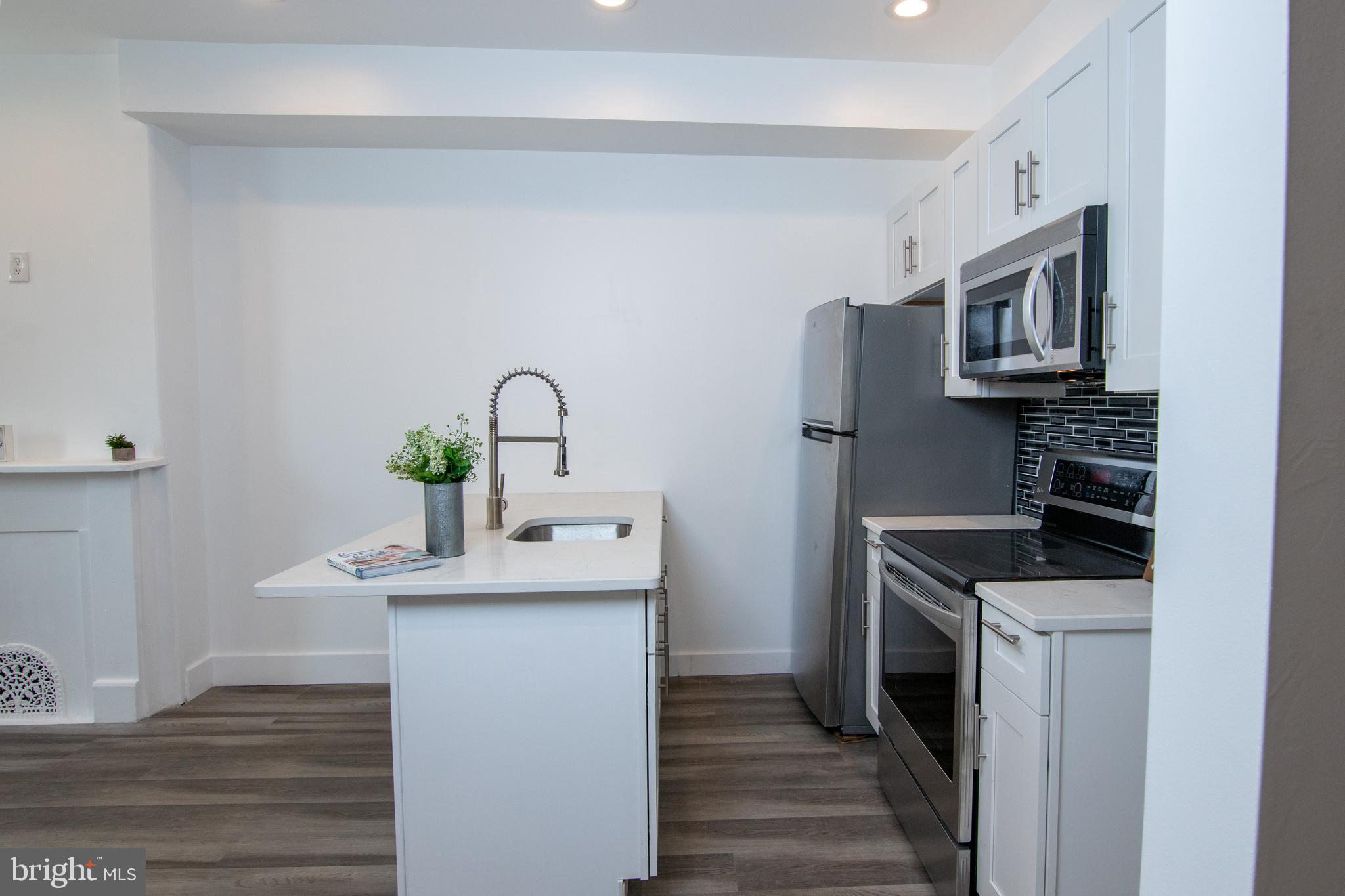 2036 North Cleveland Street Philadelphia, PA 19121 - Photo 8 of 29