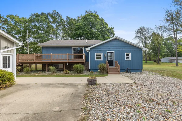 $300,000 | 9304 I-Drive South, Ceresco, MI 49033
