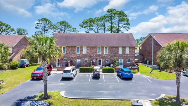 $1,700 | 414 Garden Drive, Surfside Beach, SC 29575