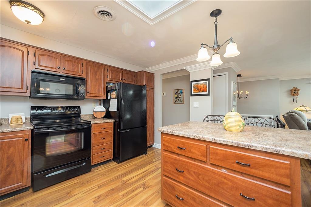 627 New Texas Road Pittsburgh, PA 15239 - Photo 15 of 25 Gallery Image 15