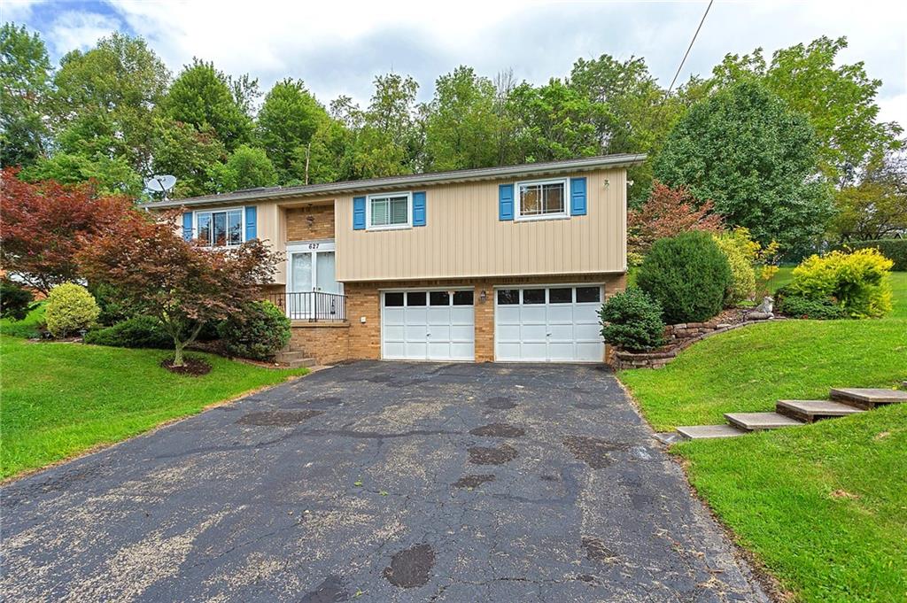 627 New Texas Road Pittsburgh, PA 15239 - Photo 2 of 25 Gallery Image 2